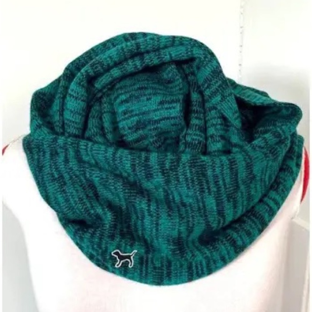 Pink Victoria Secret Green/black Knit Infinity Scarf